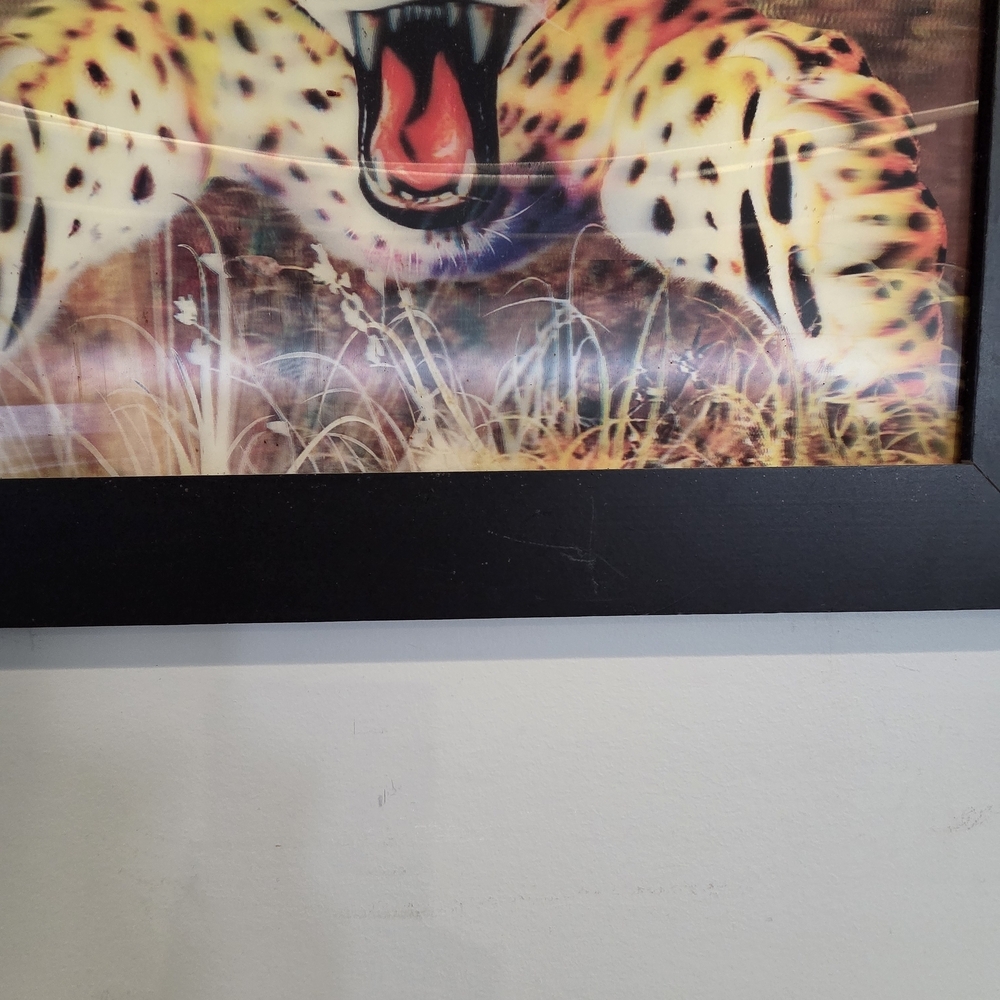 Vintage Snarling Leopard 3D Wildlife Print – Bold Black Framed Jungle Decor - Picture 3 of 5